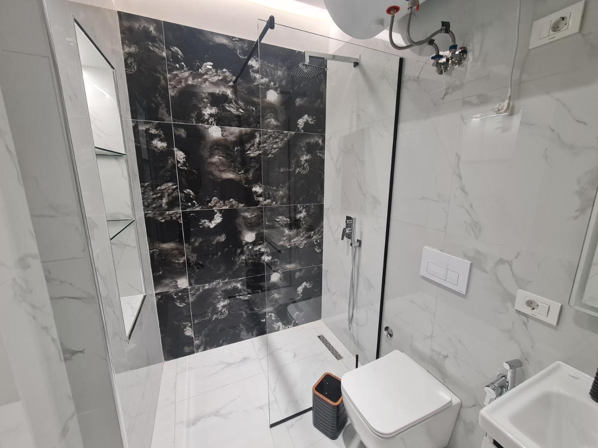 Am Luxury Apartment Tirana Kültér fotó