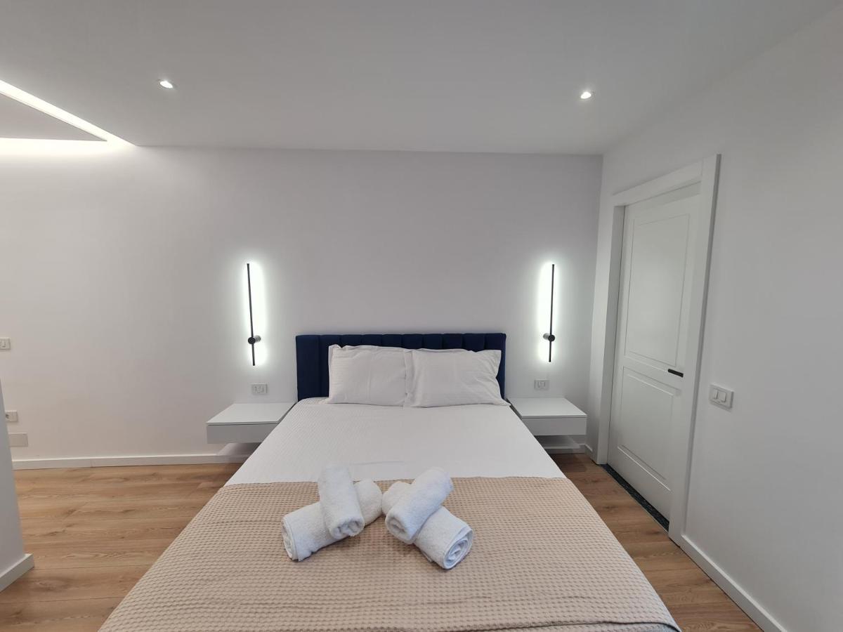 Am Luxury Apartment Tirana Kültér fotó
